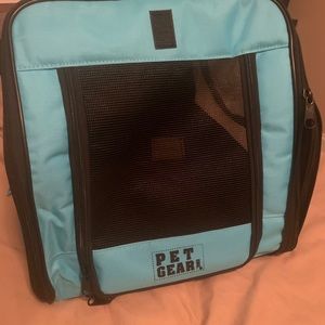Pet gear soft carrier